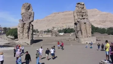 hurghada to luxor guided temple tour booking