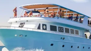 Luxury boat trips Hurghada