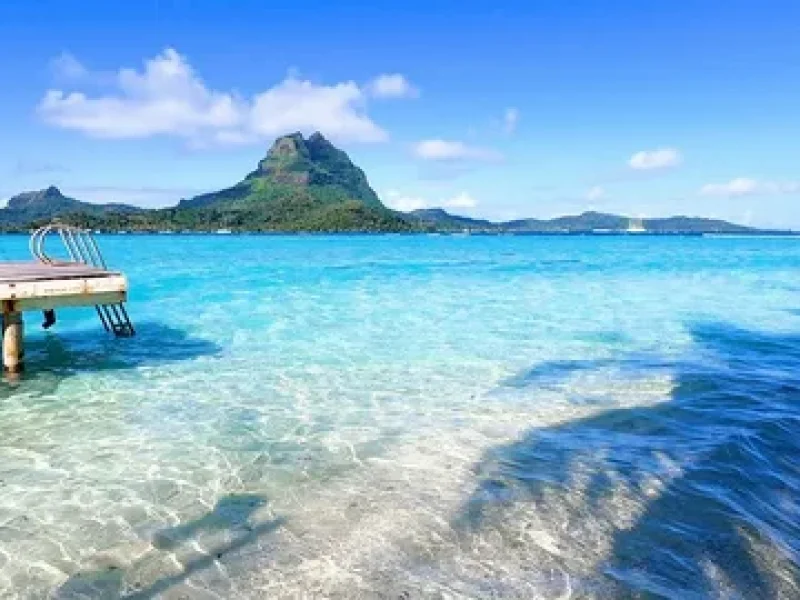 Private paradise island trip