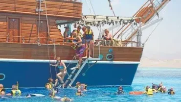 Romantic boat trip Hurghada