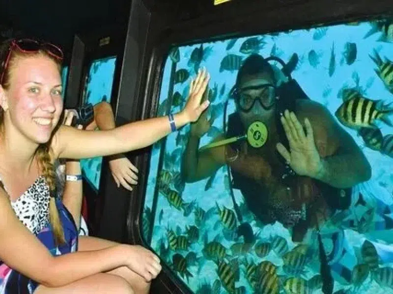 Underwater Viewing Boat Hurghada Trip