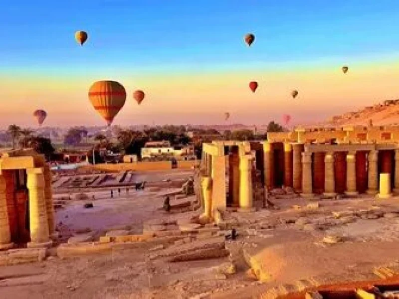 hurghada to luxor guided temple tour booking