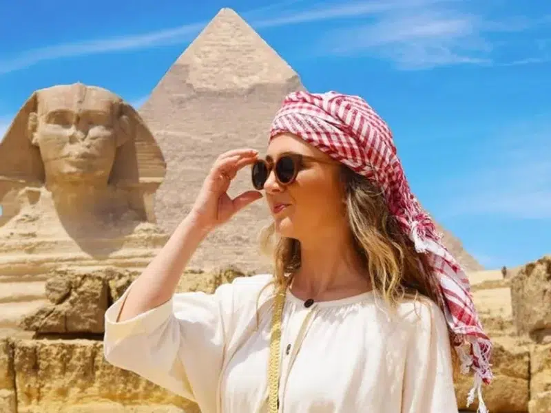 pyramids tour cairo from hurghada road