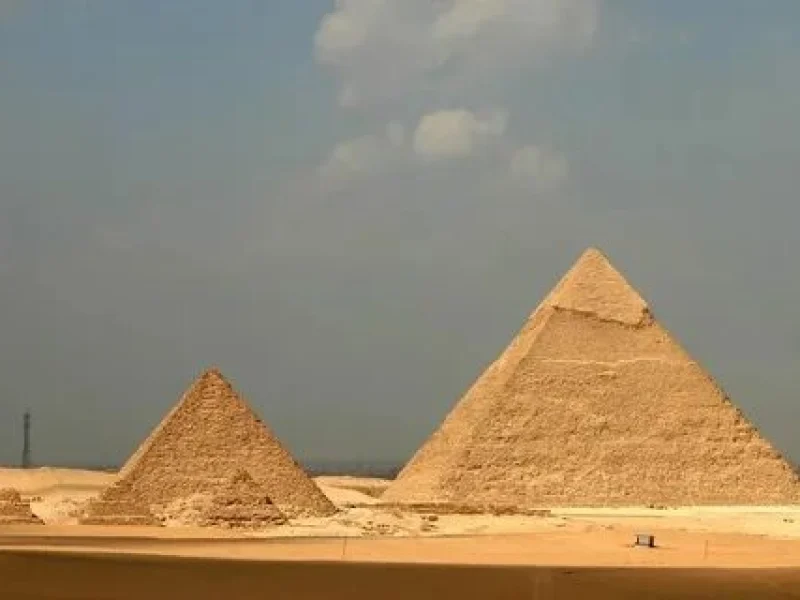 pyramids tour cairo from hurghada road